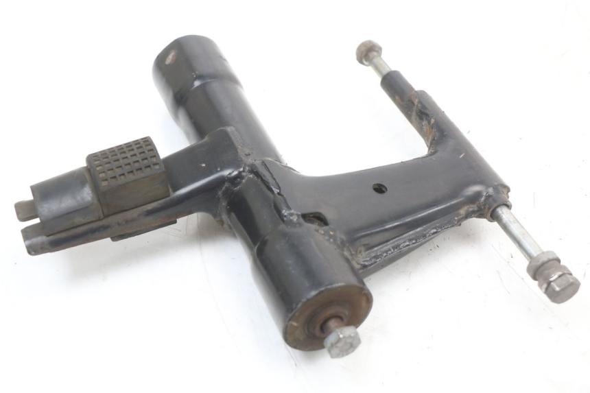 photo de ENGINE MOUNT PIAGGIO LIBERTY 4T 50 (2018 - 2021) - Alternative perspective