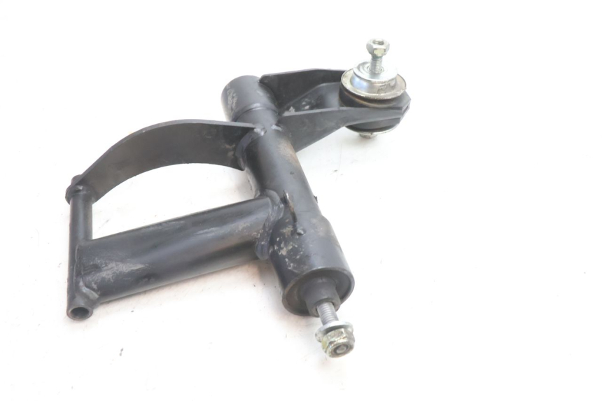 photo de ENGINE MOUNT PIAGGIO LIBERTY IGET 4T 50 (2021 - 2025) - Fixing points details