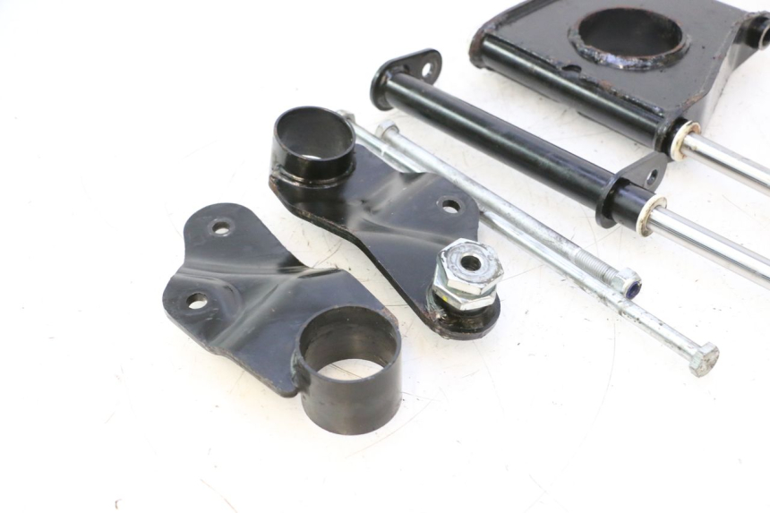 photo de ENGINE MOUNT PIAGGIO MP3 LT 400 (2007 - 2012) - Product overview