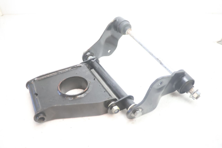 photo de ENGINE MOUNT PIAGGIO MP3 500 (2011 - 2015) - Technical close-up