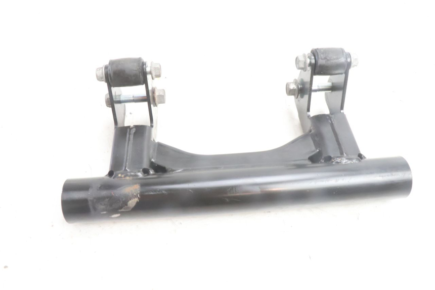 photo de ENGINE MOUNT YAMAHA N-MAX NMAX 125 (2021 - 2024) - Zoom on usage condition