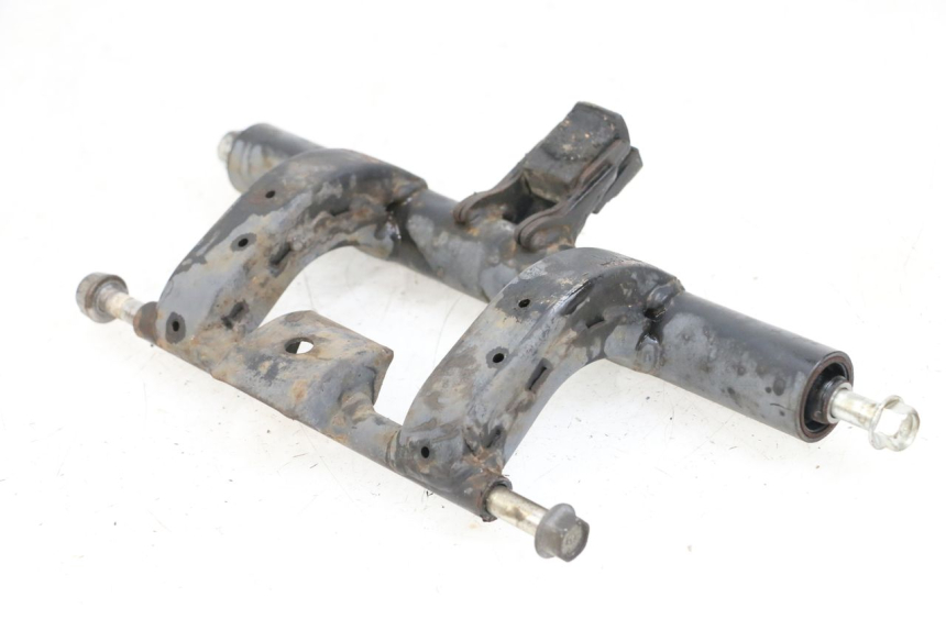 photo de ENGINE MOUNT HONDA NHX LEAD 110 (2008 - 2010) - Alternative perspective