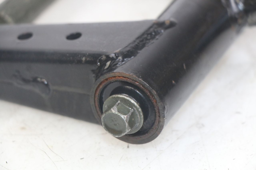 photo de ENGINE MOUNT JM MOTORS OLDIES RS 4T 50 (2021 - 2024) - Alternative perspective