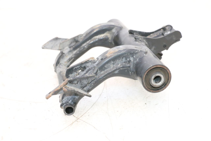 photo de ENGINE MOUNT HONDA PCX (JF57/JF64) 125 (2014 - 2018) - Alternative perspective