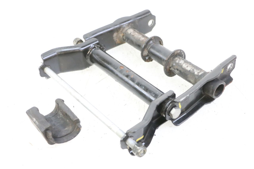 photo de ENGINE MOUNT PEUGEOT CITYSTAR 125 (2011 - 2017) - Alternative perspective