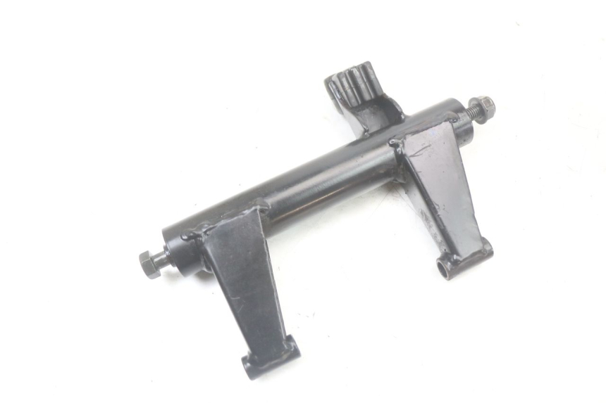 photo de ENGINE MOUNT PEUGEOT STREETZONE 4T 50 (2018 - 2023) - Zoom on usage condition