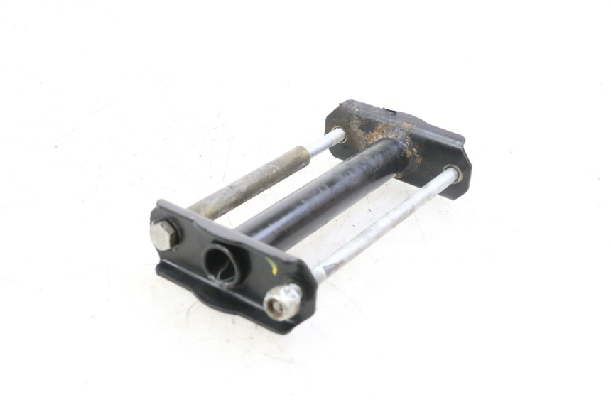 photo de ENGINE MOUNT PEUGEOT TREKKER TKR 50 (2005 - 2014) - Zoom on usage condition