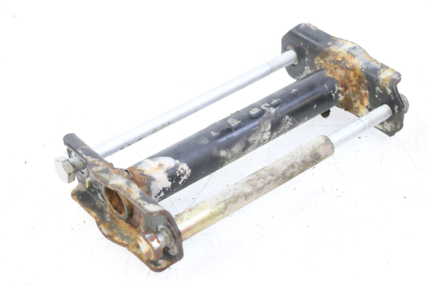 photo de ENGINE MOUNT PEUGEOT TREKKER TKR 50 (2005 - 2014) - Zoom on usage condition