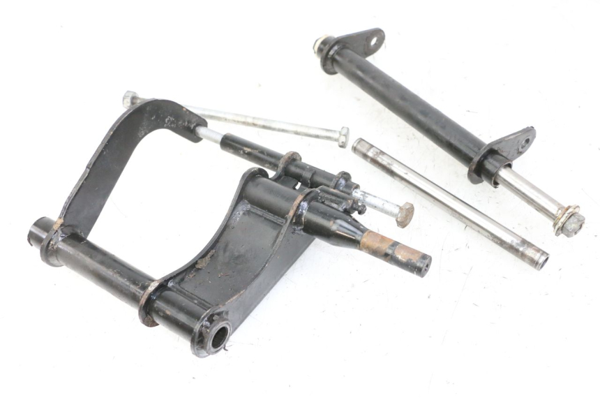 photo de ENGINE MOUNT PIAGGIO MP3 125 (2006 - 2014) - Main view