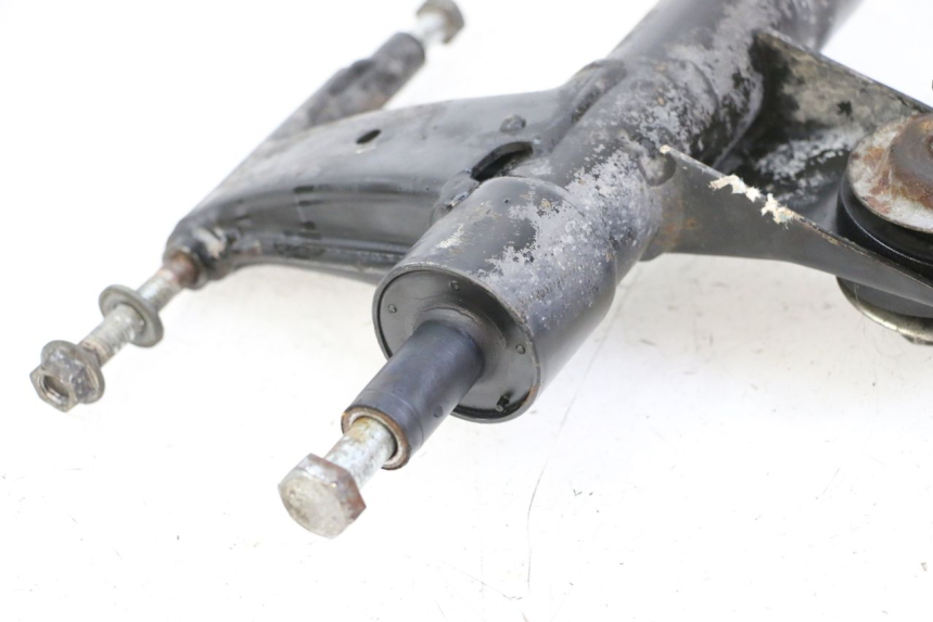 photo de ENGINE MOUNT PIAGGIO VESPA LX 2T 50 (2005 - 2013) - Component detail