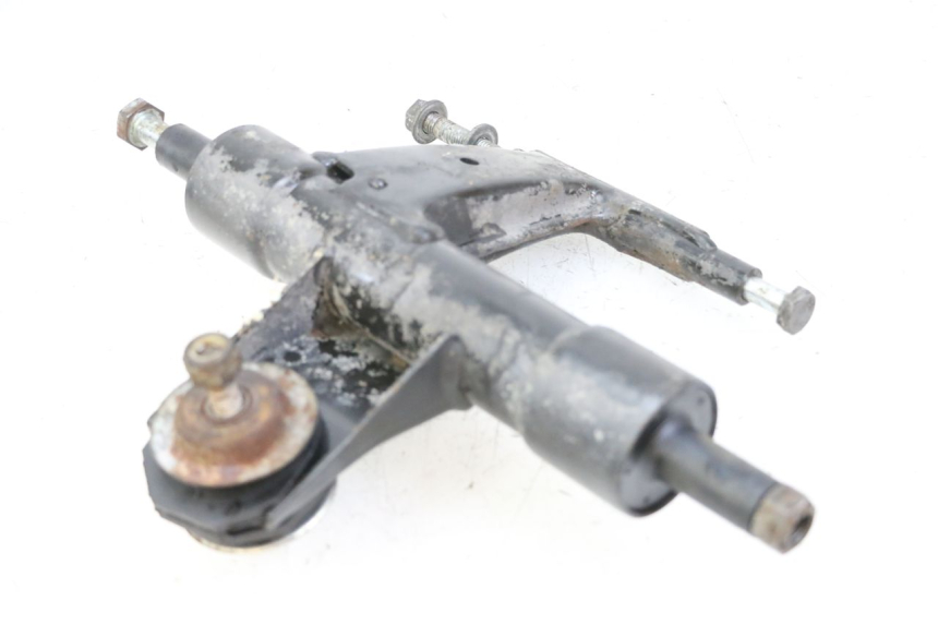 photo de ENGINE MOUNT PIAGGIO VESPA LX 2T 50 (2005 - 2013) - Zoom on usage condition