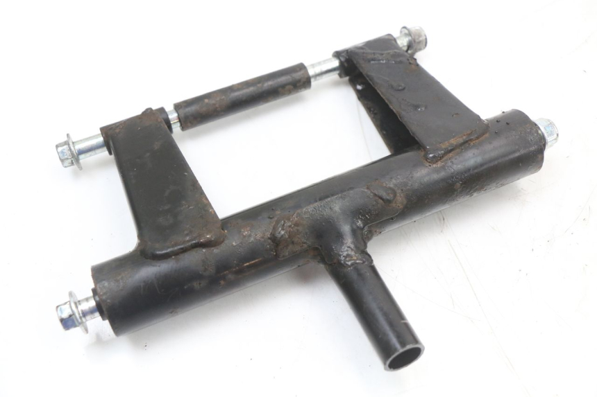 photo de ENGINE MOUNT JM MOTORS SANTANA 50 (2014 - 2023) - Main view