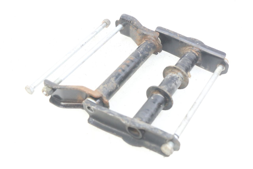 photo de ENGINE MOUNT PEUGEOT SATELIS 125 (2006 - 2009) - Distinctive features