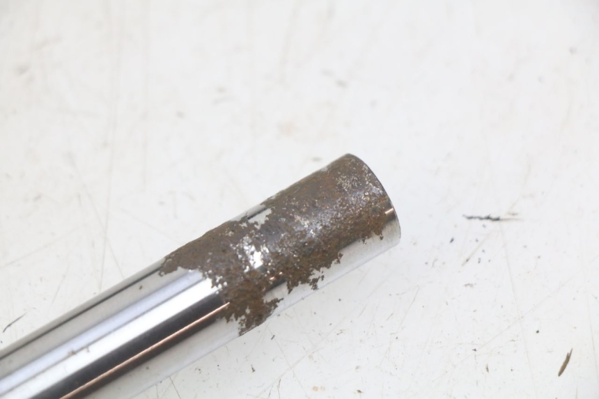 photo de ENGINE MOUNT PEUGEOT SATELIS 125 (2006 - 2009) - Alternative perspective