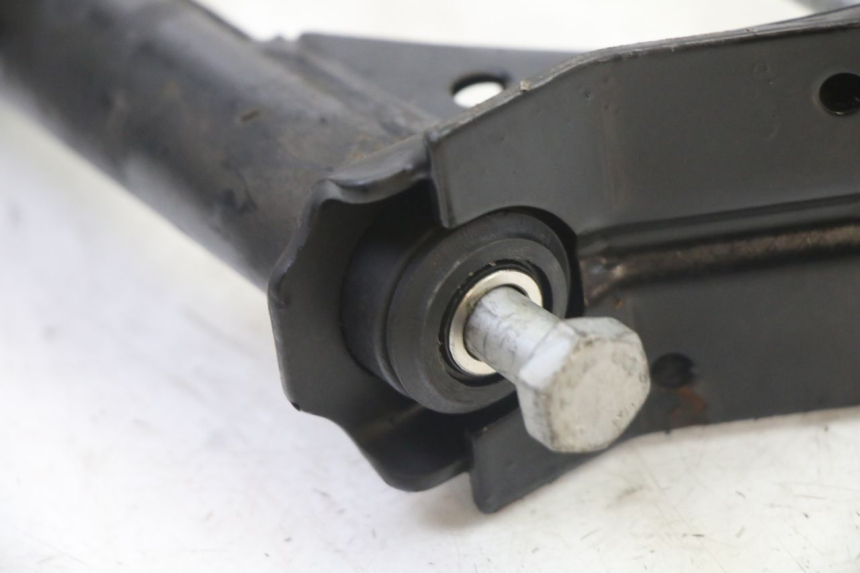 photo de ENGINE MOUNT PEUGEOT SATELIS 125 (2013 - 2018) - Product overview