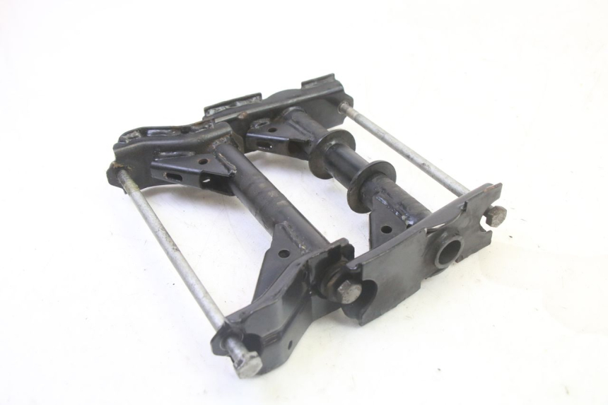 photo de ENGINE MOUNT PEUGEOT SATELIS 125 (2013 - 2018) - Zoom on usage condition