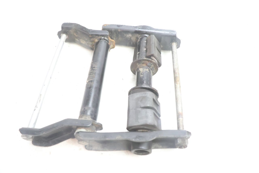 photo de ENGINE MOUNT PEUGEOT SATELIS 125 (2006 - 2009) - Zoom on usage condition