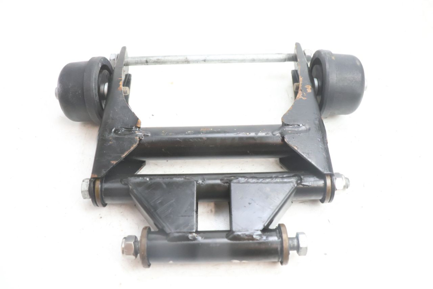 photo de ENGINE MOUNT APRILIA SCARABEO GT 125 (1999 - 2007) - Main view