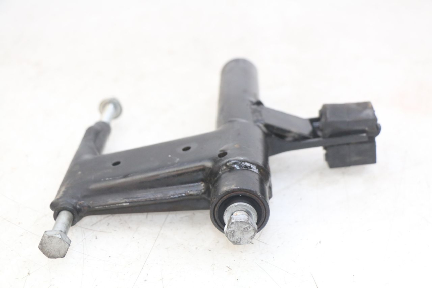 photo de ENGINE MOUNT APRILIA SCARABEO 100 (2003 - 2012) - Alternative perspective