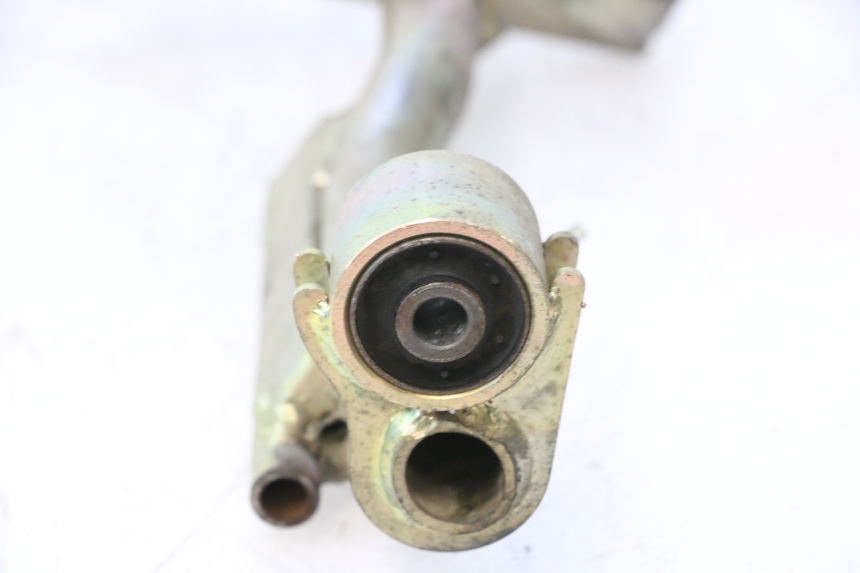 photo de ENGINE MOUNT HONDA SH 125 (2001 - 2003) - Technical close-up