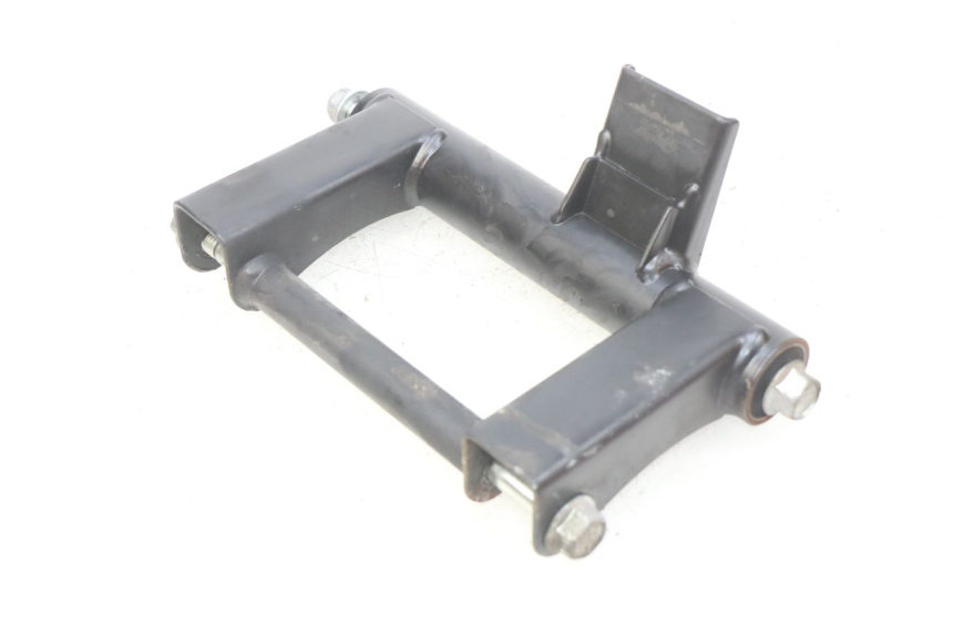 photo de ENGINE MOUNT SUZUKI SIXTEEN 125 (2008 - 2010) - Main view