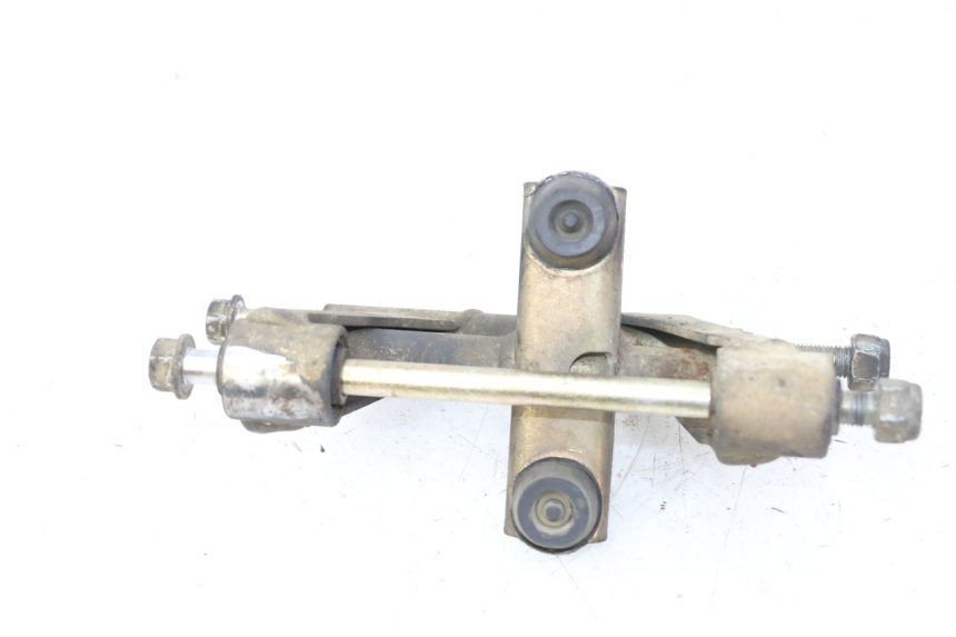 photo de ENGINE MOUNT PEUGEOT SPEEDAKE 50 (1995 - 1997) - Zoom on usage condition