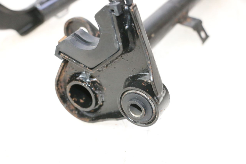 photo de ENGINE MOUNT PEUGEOT STREETZONE NAKED 2T 50 (2014 - 2018) - Technical close-up