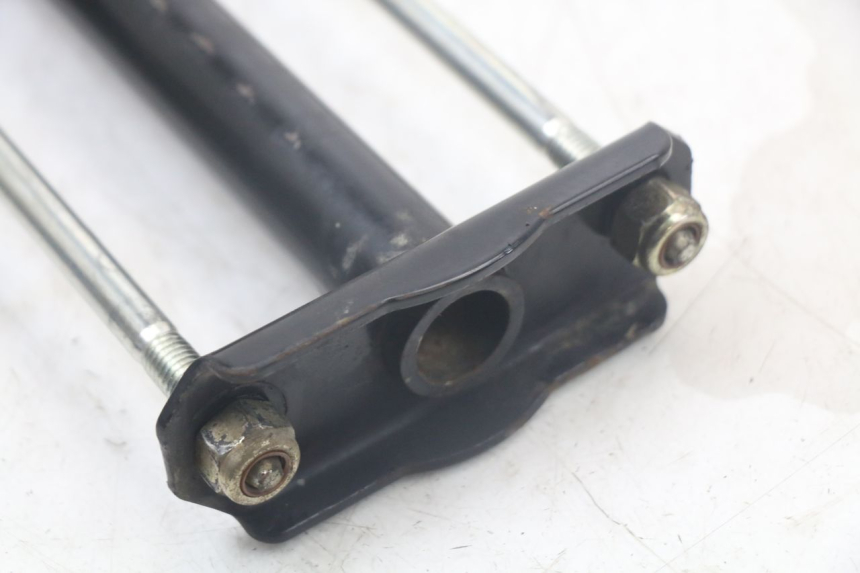 photo de ENGINE MOUNT PEUGEOT TKR TREKKER FURIOUS 50 (2005 - 2014) - Alternative perspective