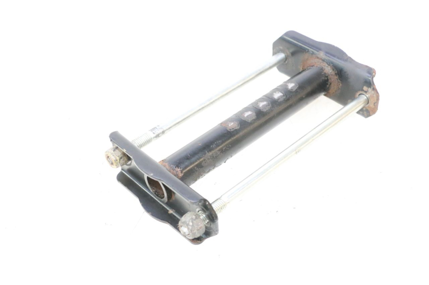 photo de ENGINE MOUNT PEUGEOT TREKKER TKR 50 (2005 - 2014) - Component detail