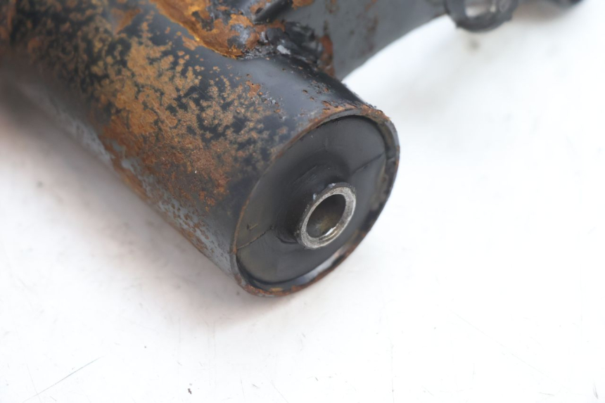 photo de ENGINE MOUNT PIAGGIO TYPHOON 50 (2000 - 2009) - Zoom on usage condition