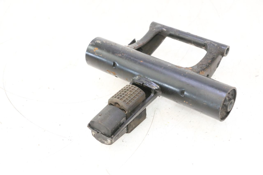 photo de ENGINE MOUNT PIAGGIO TYPHOON 50 (1993 - 1999) - Alternative perspective