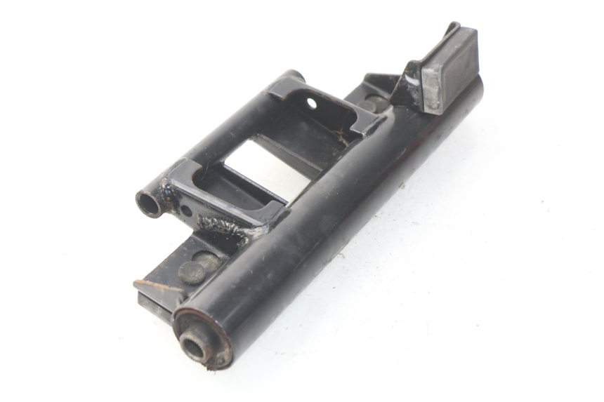 photo de ENGINE MOUNT SUZUKI UC EPICURO 125 (1999 - 2003) - Zoom on usage condition