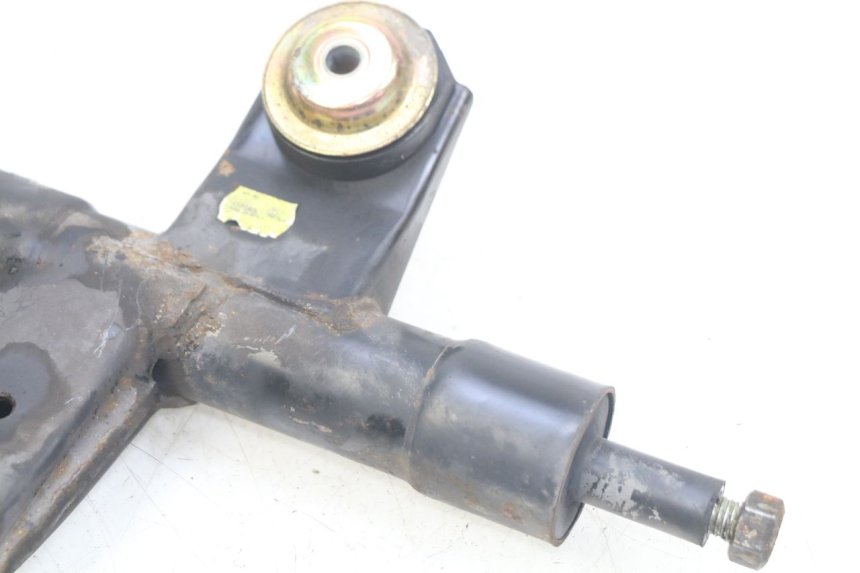 photo de ENGINE MOUNT PIAGGIO VESPA LXV 125 (2006 - 2009) - Product overview