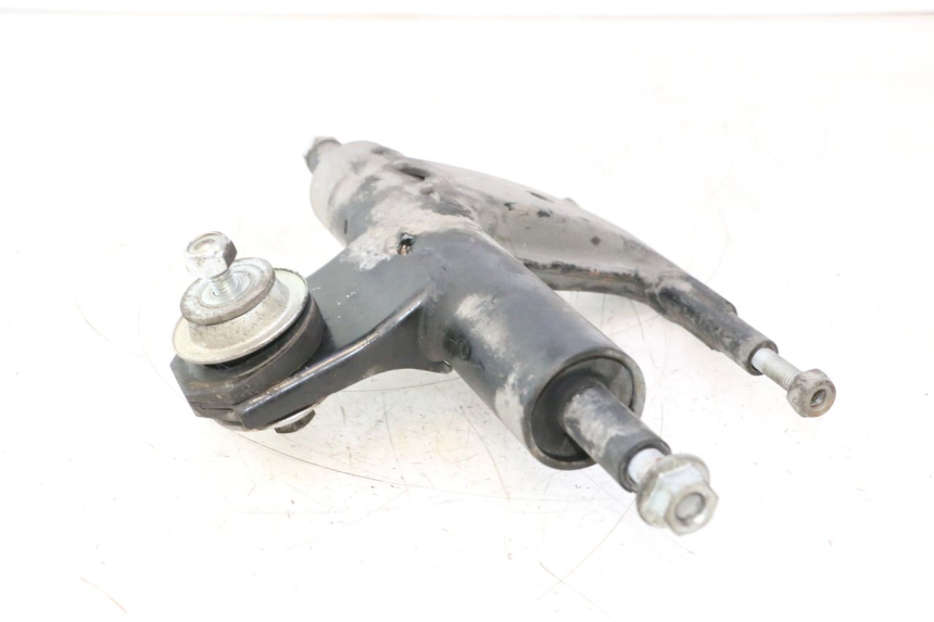 photo de ENGINE MOUNT PIAGGIO VESPA PRIMAVERA 2T 50 (2013 - 2018) - Technical close-up