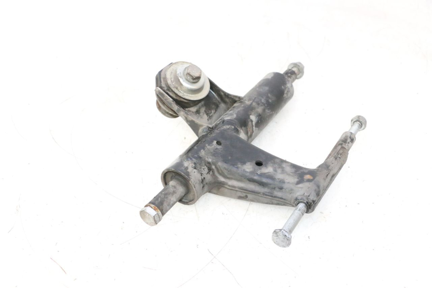 photo de ENGINE MOUNT PIAGGIO VESPA PRIMAVERA 2T 50 (2013 - 2018) - Surface and material condition