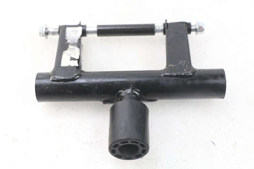 photo de ENGINE MOUNT JM MOTORS VIPER 4T 50 (2015 - 2022) - Component detail