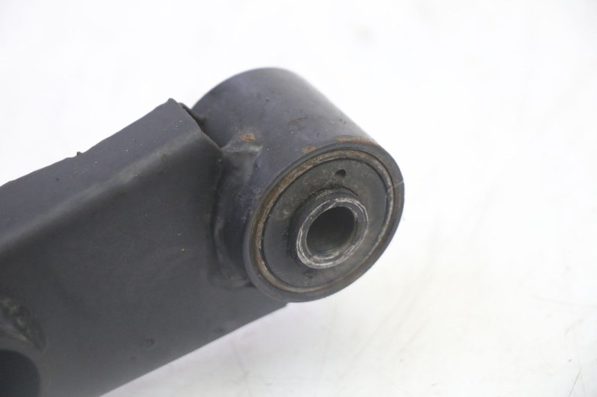 photo de ENGINE MOUNT PEUGEOT VIVACITY NEW 4T 50 (2008 - 2017) - Alternative perspective