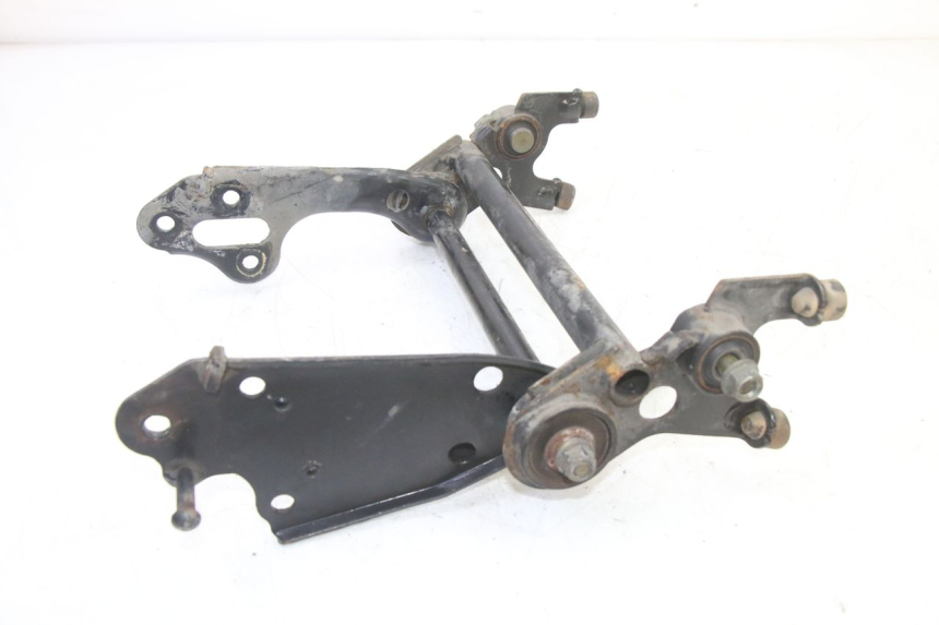 photo de ENGINE MOUNT MBK WAAP 125 (2008 - 2013) - Fixing points details