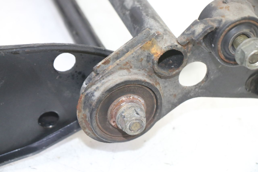 photo de ENGINE MOUNT MBK WAAP 125 (2008 - 2013) - Surface and material condition