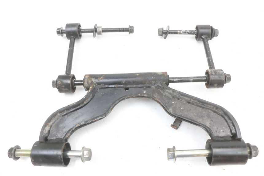 photo de ENGINE MOUNT YAMAHA X-MAX XMAX 125 (2010 - 2013) - Technical close-up