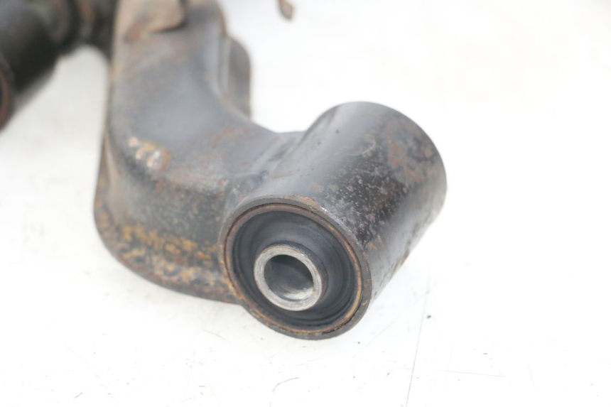 photo de ENGINE MOUNT YAMAHA XMAX X-MAX 125 (2006 - 2009) - Surface and material condition