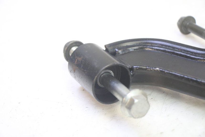 photo de ENGINE MOUNT YAMAHA XMAX X-MAX 125 (2006 - 2009) - Additional view of the item