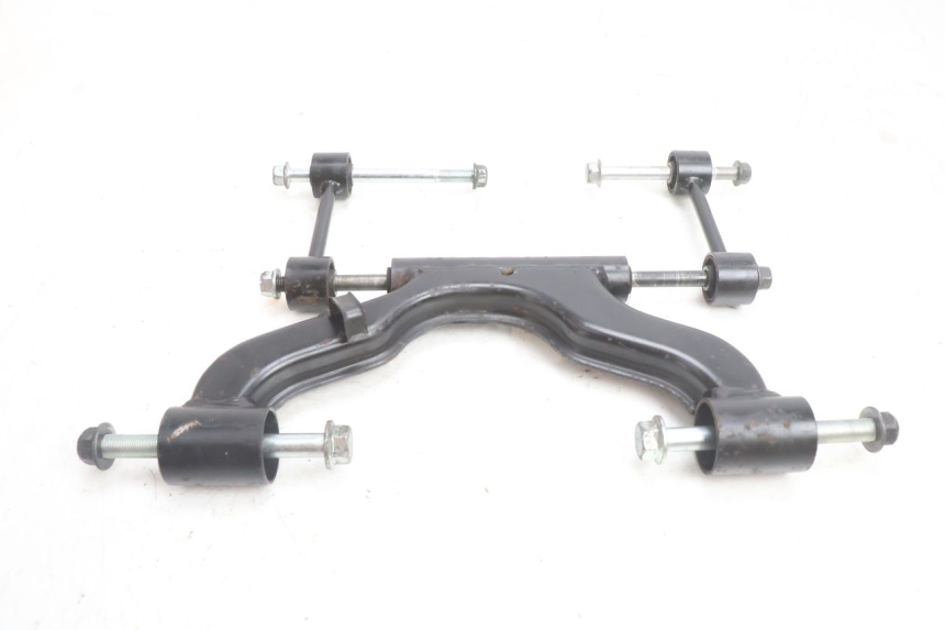photo de ENGINE MOUNT YAMAHA X-MAX XMAX 125 (2010 - 2013) - Zoom on usage condition