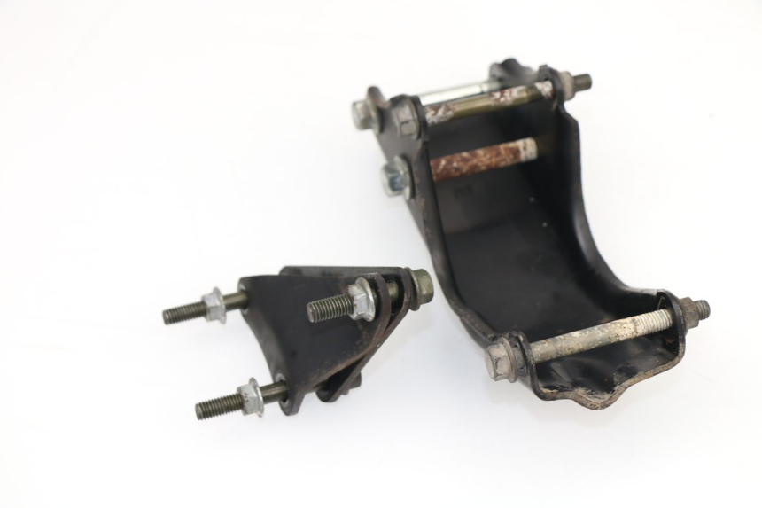 photo de ENGINE MOUNT YAMAHA YBR CUSTOM 125 (2008 - 2010) - Zoom on usage condition