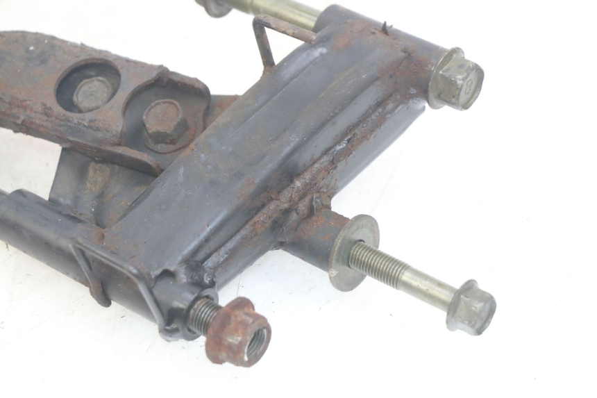 photo de ENGINE SUPPORT YAMAHA YP MAJESTY 400 (2004 - 2008) - Alternative perspective