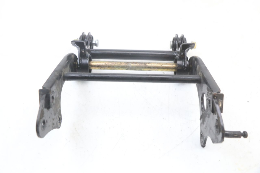 photo de ENGINE MOUNT YAMAHA YP MAJESTY 125 (2002 - 2006) - Component detail