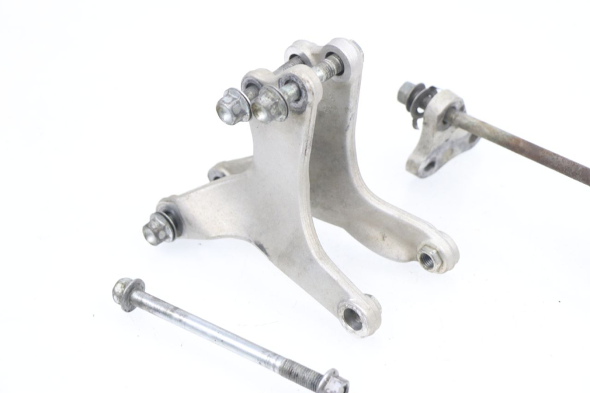 photo de ENGINE MOUNT YAMAHA YZF YZ-F 450 (2006 - 2009) - Product overview