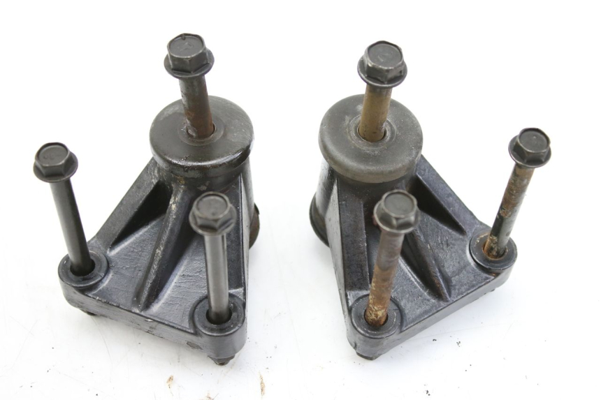 photo de ENGINE MOUNT KAWASAKI ZEPHYR 1100 ( - 1995) - Main view