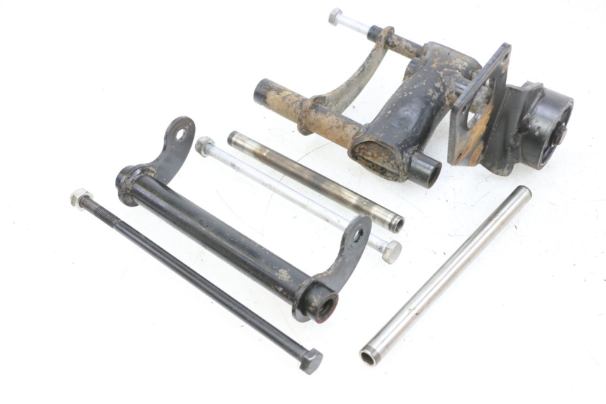 photo de ENGINE MOUNT PIAGGIO ZIP 4T 50 (2018 - 2020) - Main view