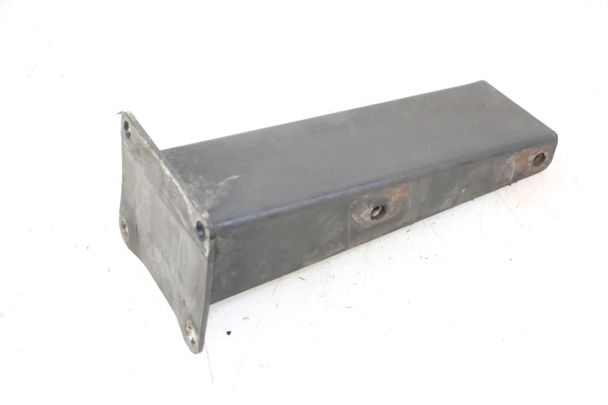 photo de EXHAUST MOUNT QUADRO 4 4D 350 (2015 - 2018) - Alternative perspective